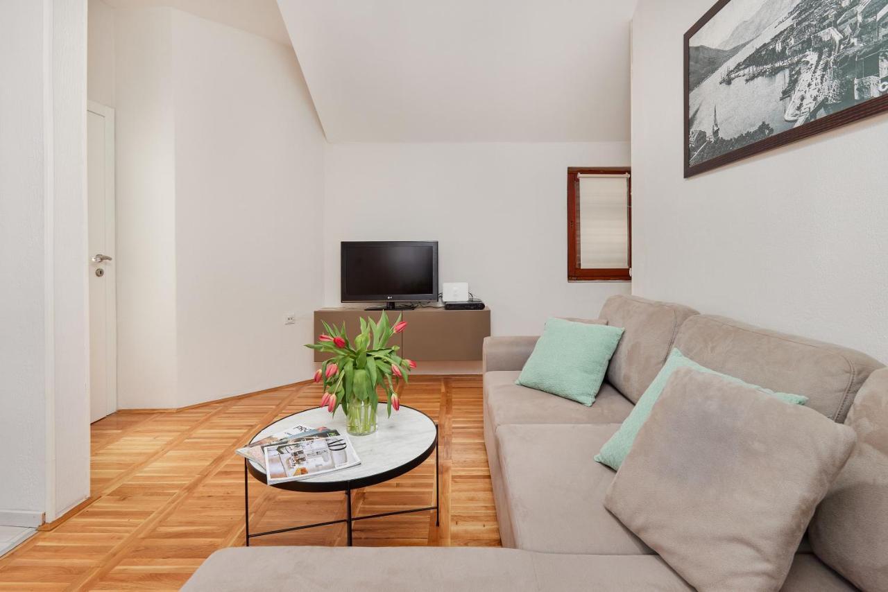 Apartment Mrsulja Kotor Eksteriør bilde